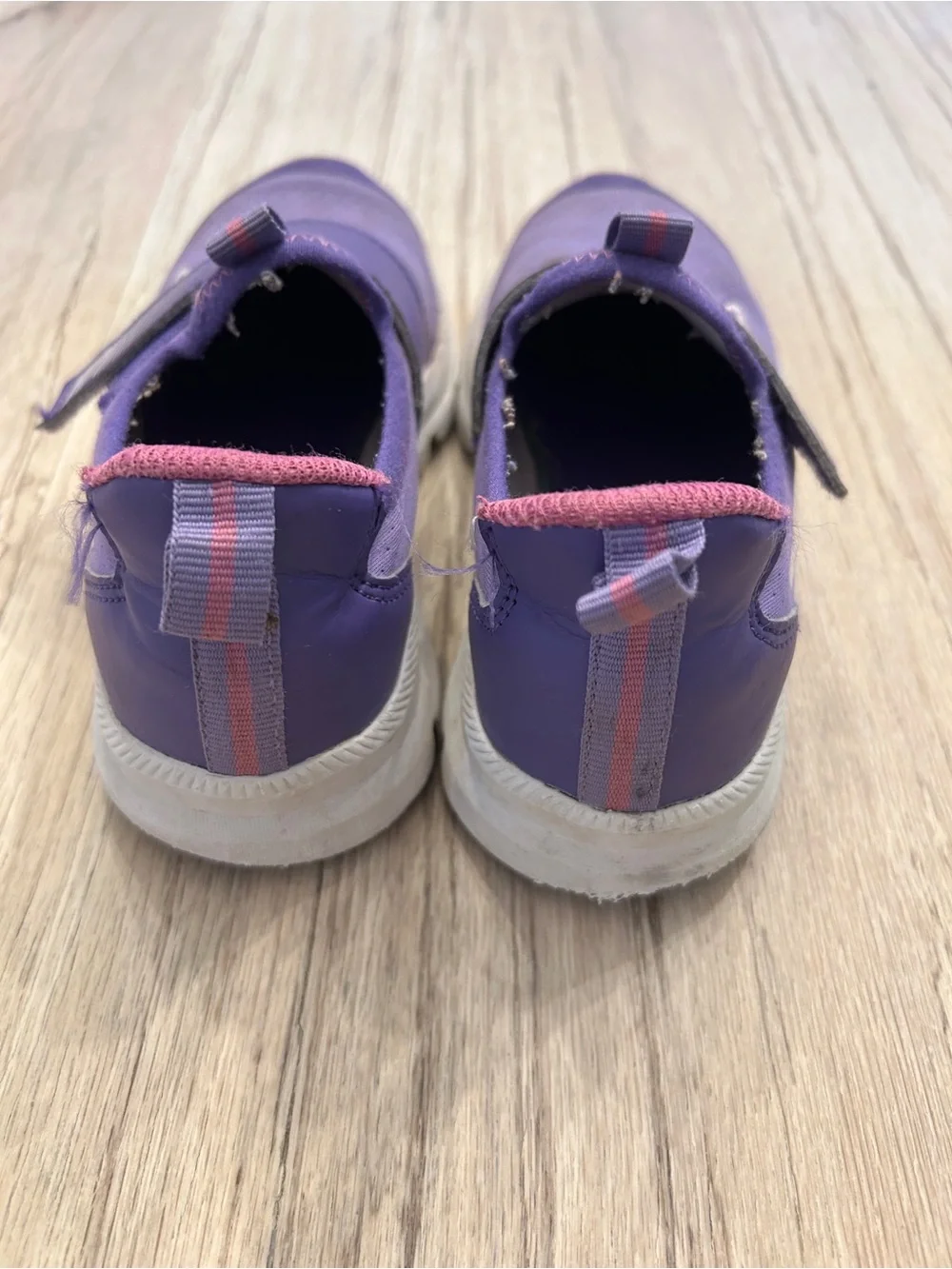 Saucony Purple Kids' Slip-On Sneakers with Hook Strap
